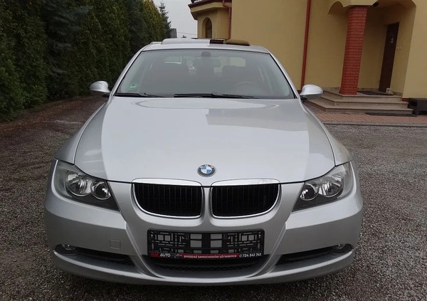 BMW Seria 3 cena 24500 przebieg: 213660, rok produkcji 2007 z Staszów małe 667